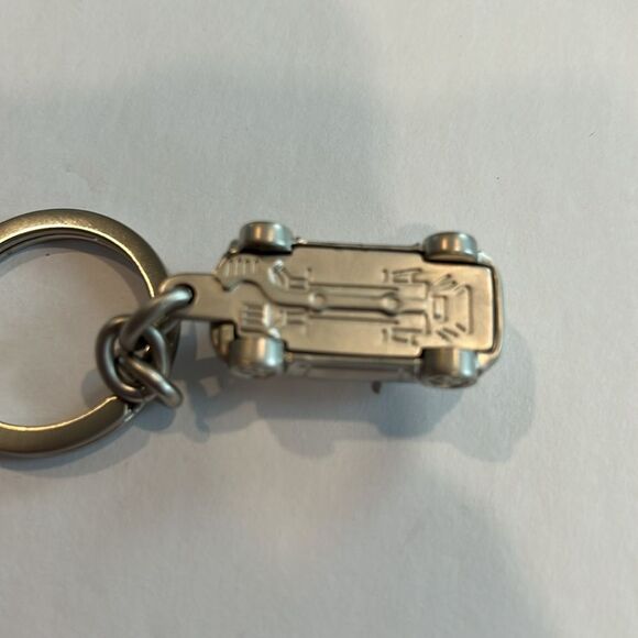 NWOT Silver Car Key Chain Fob Charm - Picture 4 of 7